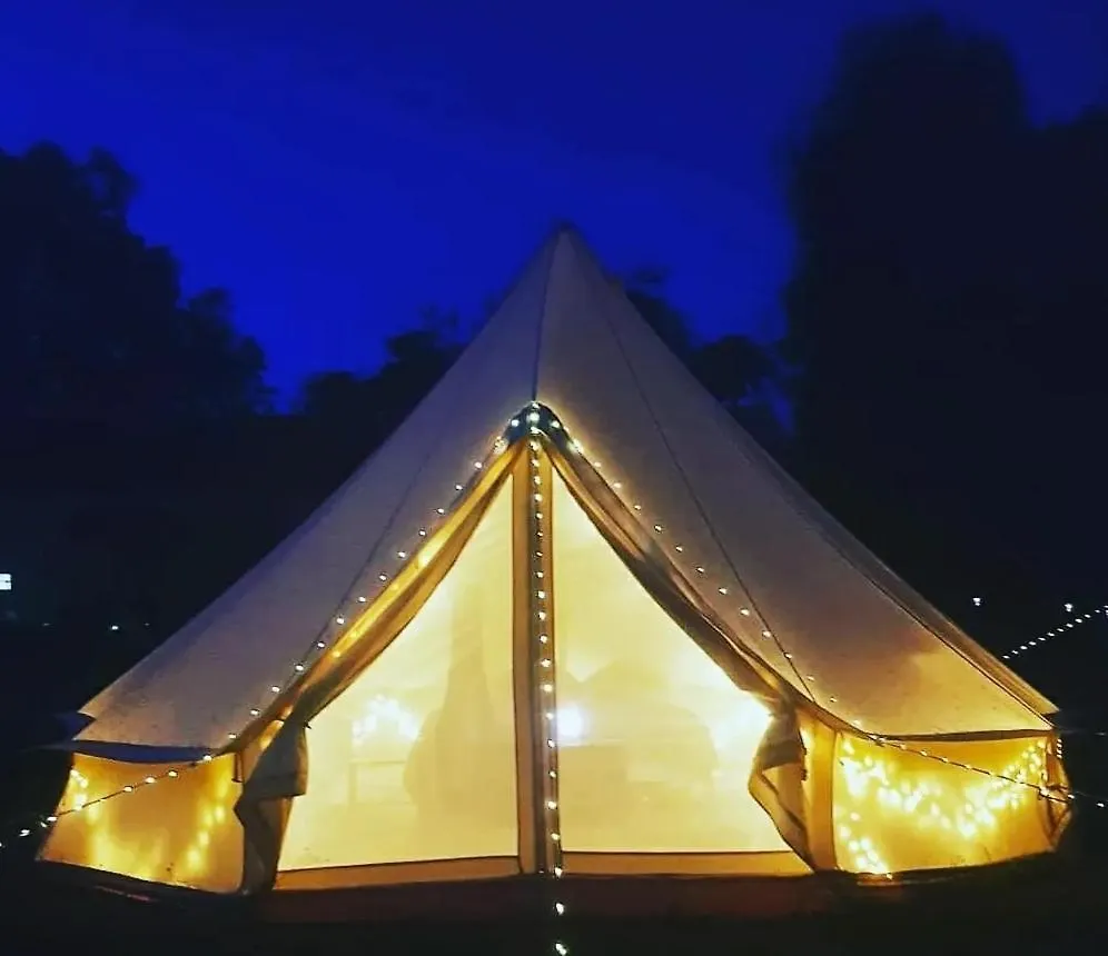 Tente de luxe Camping d'artagnan Margouet-Meymes